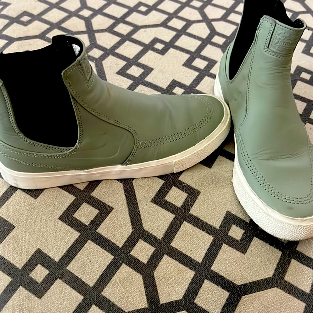 Slide on nikes